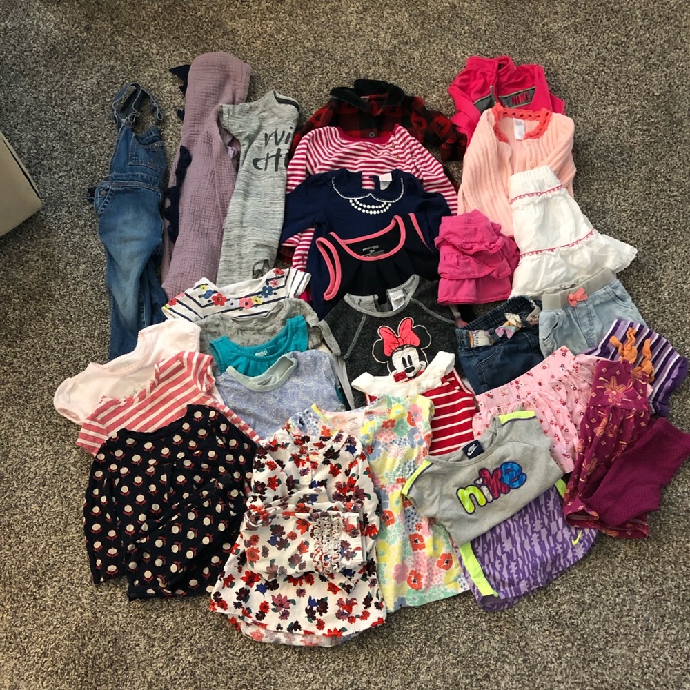 Girls clothes size 18 / 18-24 mos